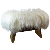 Banc en bois Madrier et peau de mouton Islandais